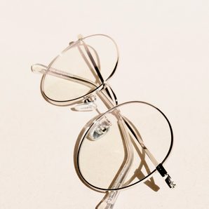 Gold wire frames